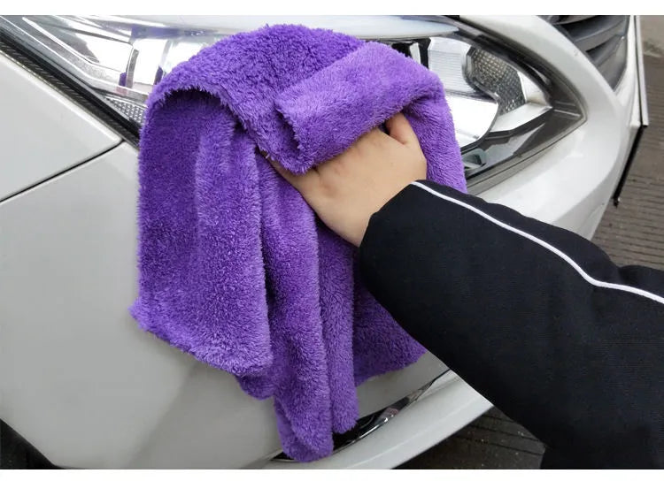 Scratch-Free Microfiber Car Towel – Premium Quality