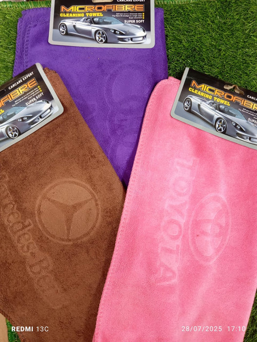 Scratch-Free Microfiber Car Towel – Premium Quality