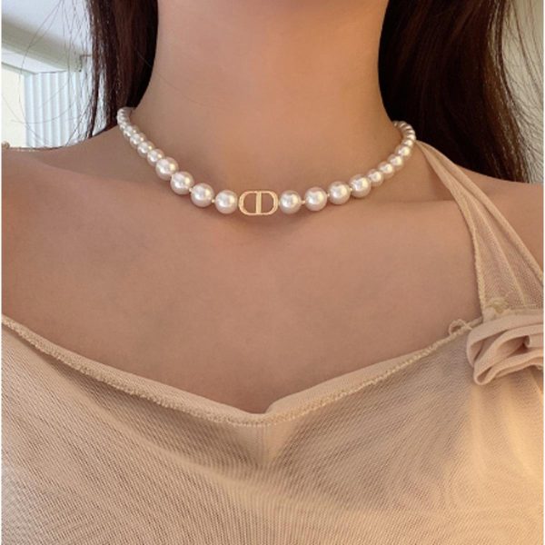 Beautiful Pearl Charm Korean Elegant Necklace – Timeless Jewelry for Girls
