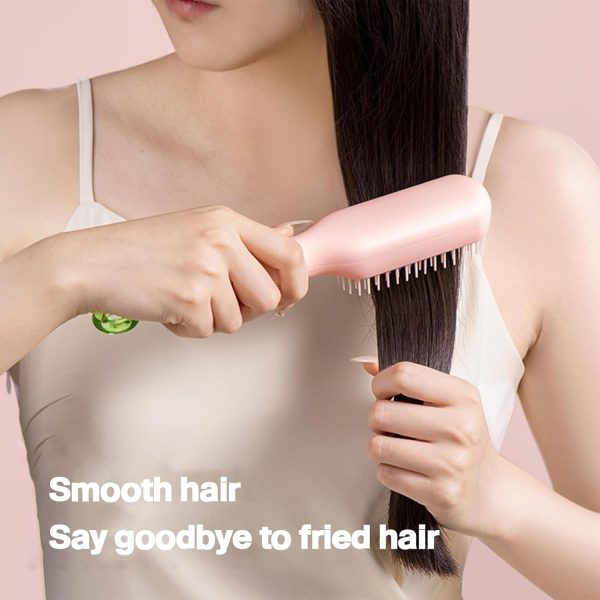 Effortless Magic Hair Brush